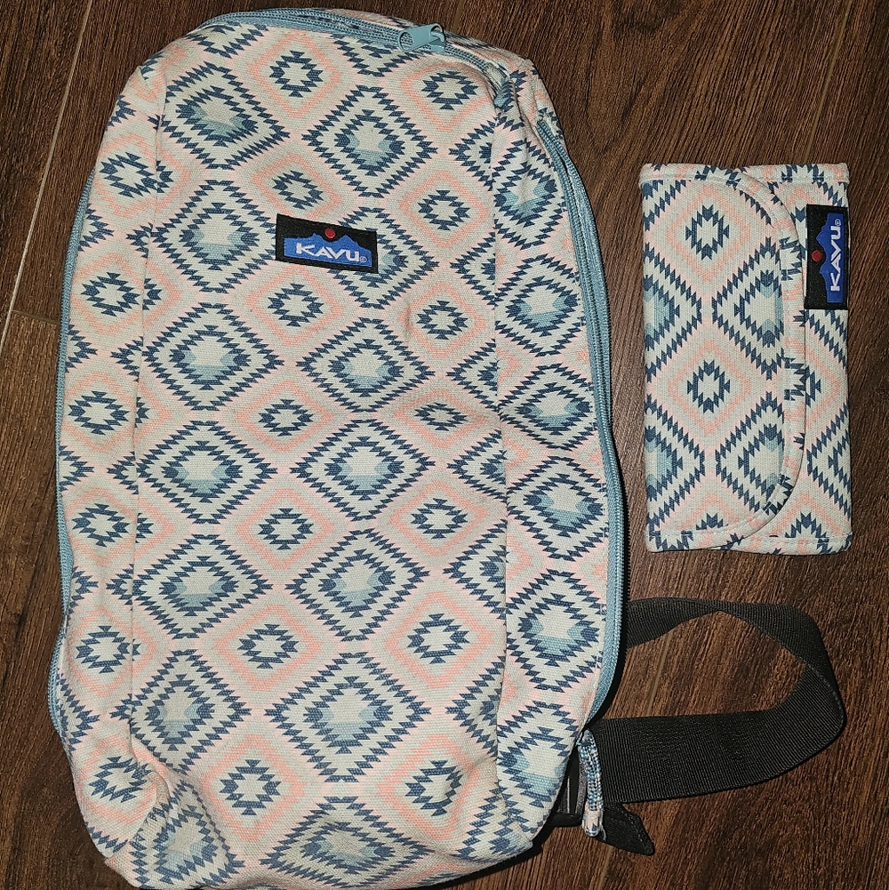 Kavu Crossbody With Matching Wallet